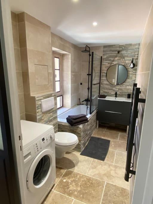 Le Petit Loft Des Halles Безье Экстерьер фото